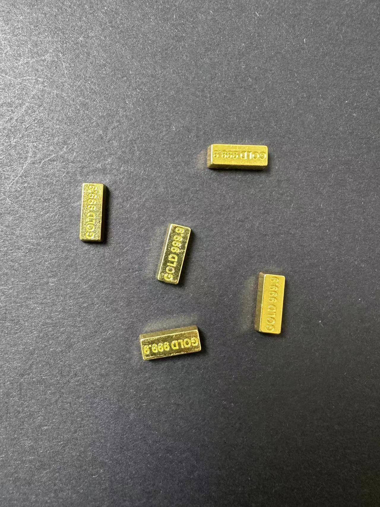 gold (Not for sale, only for display)