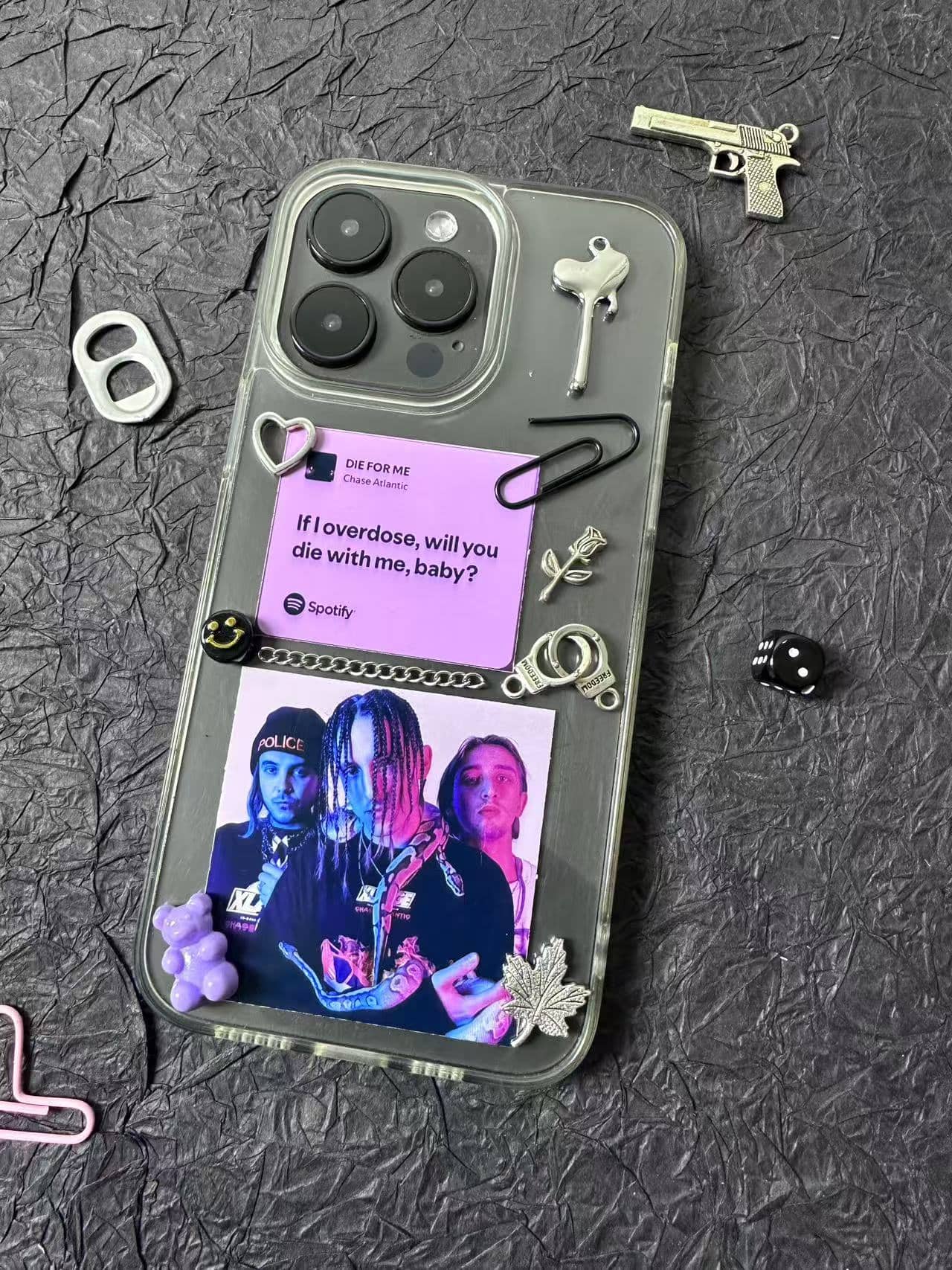 Chase Atlantic style---1