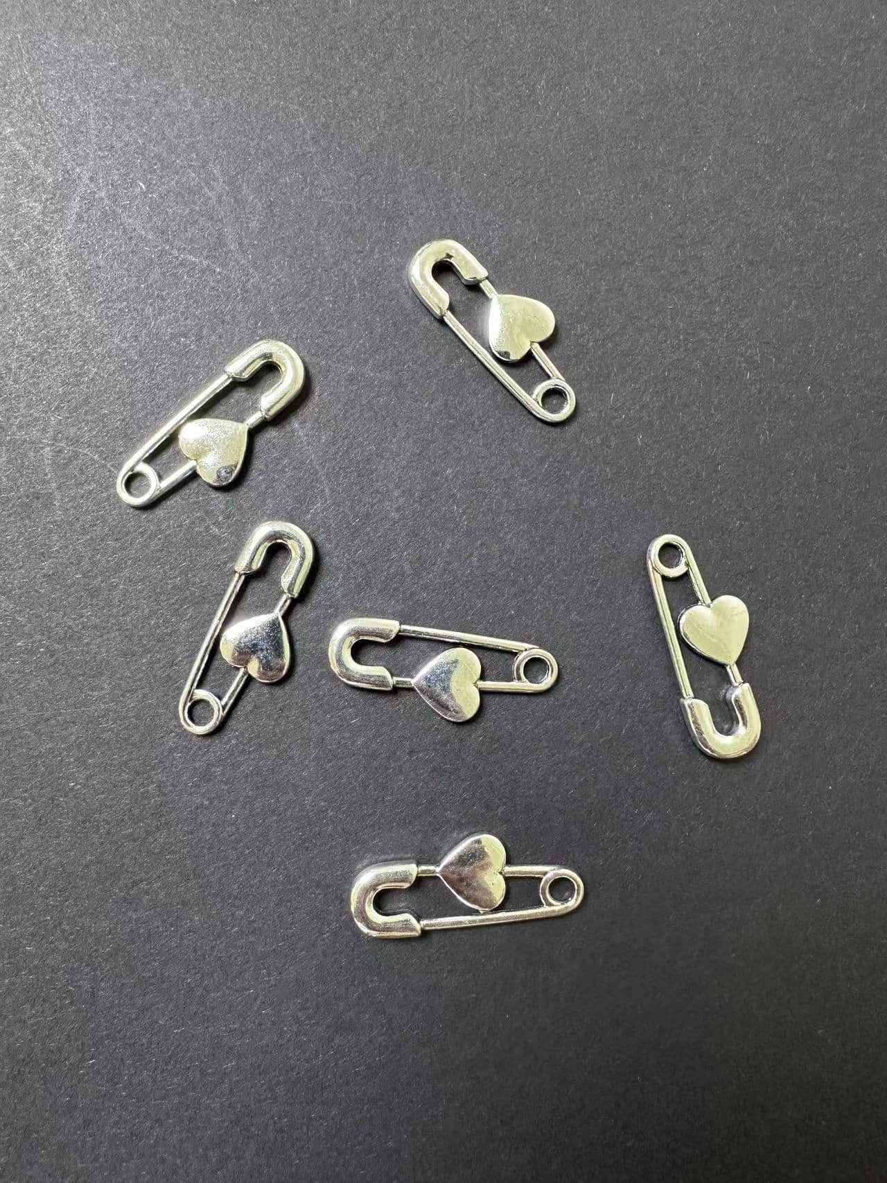 love pin   (Not for sale, only for display)