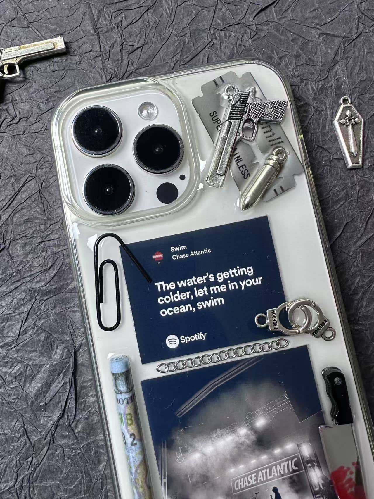 Chase Atlantic Lyrics style---8